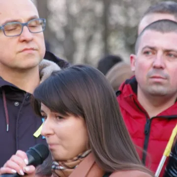 Radomsko: Wiec solidarności z Ukrainą