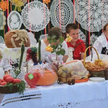W podzięce Bogu za plony. Dożynki w Wielgomłynach