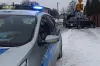 Zderzenie toyoty i opla na Sucharskiego w Radomsku. Trzy osoby przewiezione do szpitala