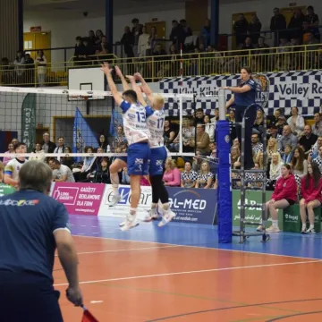 Bugaj Volley Radomsko pewnie wygrywa z Ikarem Legnica 3:0