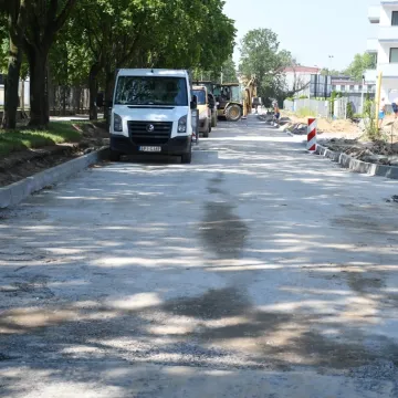 Piotrków Tryb.: przybędzie parkingów na ul. Broniewskiego