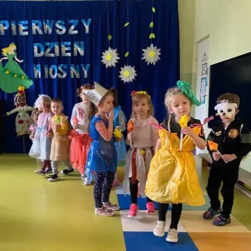 Przedszkolaki z Publicznego Przedszkola nr 9 w Radomsku powitały wiosnę