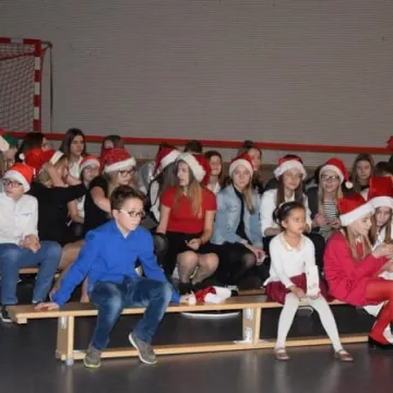 Świąteczny koncert charytatywny w PSP nr 6