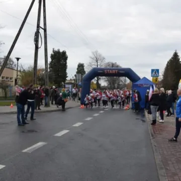 Pobiegli i uczcili rocznicę odzyskania niepodległości 