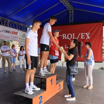 W Przedborzu przebiegli „dychę”