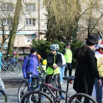 Powitali wiosnę na rowerach 