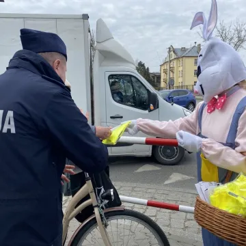 Świąteczny czas i większa czujność. Funkcjonariusze przypominali o bezpieczeństwie