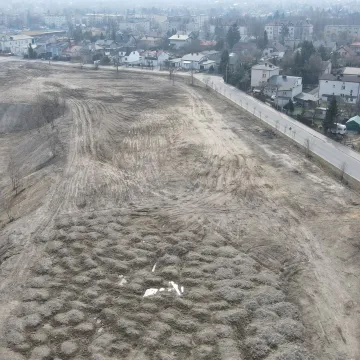 Jak postępują prace przy Gliniankach w Radomsku?