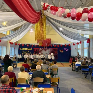 Karnawał połączył pokolenia w PSP nr 3 w Radomsku