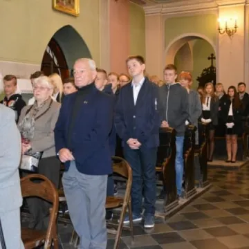 Uroczystości pod Dębem Pamięci