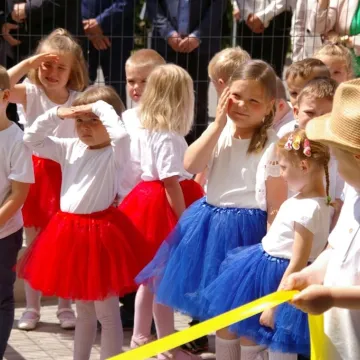 Nowoczesne-pasywne przedszkole w Gomunicach uroczyście otwarte