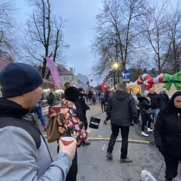 Plac 3 Maja w Radomsku zamienił się w świąteczne miasteczko