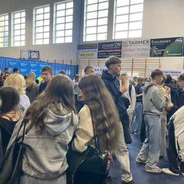 Tłumy na targach edukacyjnych w Radomsku