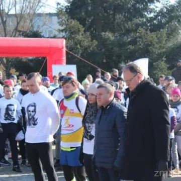 Pobiegli wilczym tropem