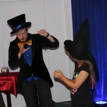 Czary w bibliotece - Alkladiass zadziwił publiczność