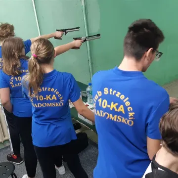 8 medali dla pistoleciarzy z OKSS „10-tka”