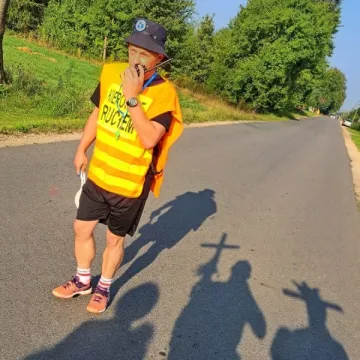 Wierni z Lgoty Wielkiej pielgrzymują na Jasną Górę