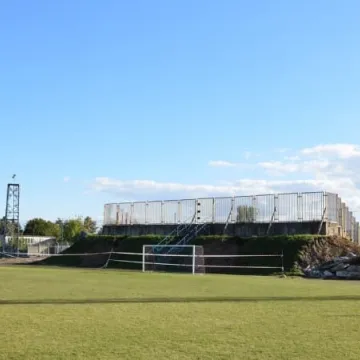 Trybuna w przebudowie