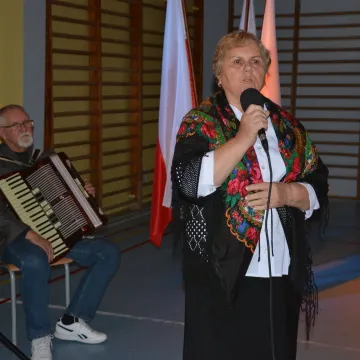 Wieczornica patriotyczna w Gomunicach