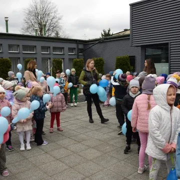 Radomsko włączyło się w obchody Dnia Autyzmu