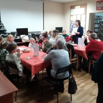 Pisanki i pająki ludowe ożywiły tradycję w Gidlach