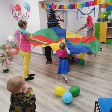 To ich pierwszy taki bal...