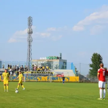 RKS przegrywa na własnym stadionie z Pogonią Grodzisk