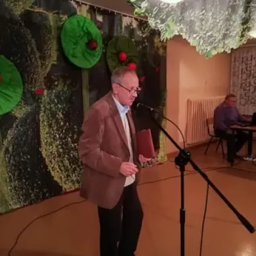 Nocne spotkania poetów