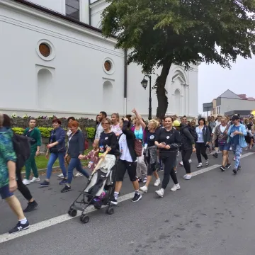 Pielgrzymi z Radomska wyruszyli na Jasną Górę