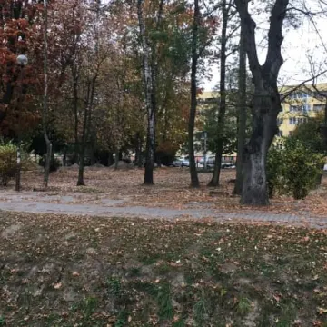 Trwa rewaloryzacja parku Świętojańskiego