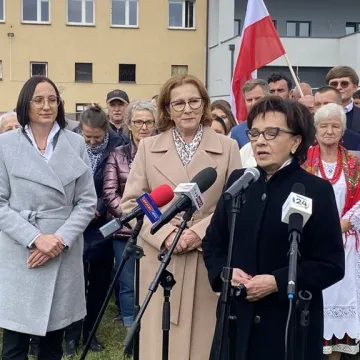 Marszałek Sejmu - Elżbieta Witek z wizytą w Strzałkowie