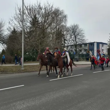 Orszak Trzech Króli w Radomsku: radość i kolędy