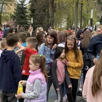 Święto Kolorów w Radomsku. W tym roku również w barwach niebiesko-żółtych
