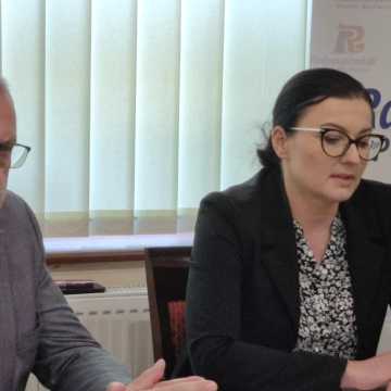 Władze powiatu radomszczańskiego mówią o dobrej kondycji finansowej szpitala. I prostują doniesienia opozycji