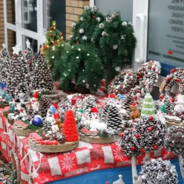 Targi rękodzieła z Mikołajem