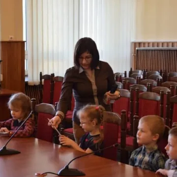Przedszkolaki z wizytą w urzędzie miasta