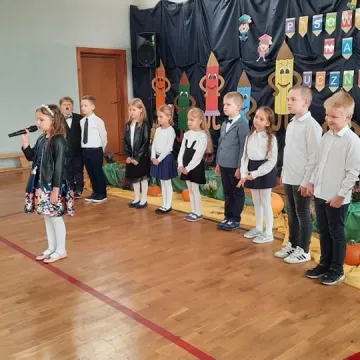 Ślubowanie pierwszaków w PSP nr 8 w Radomsku