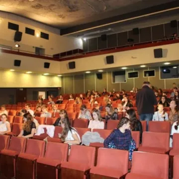 Konkurs ortograficzny „Miłość pisze się Jezus” w MDK