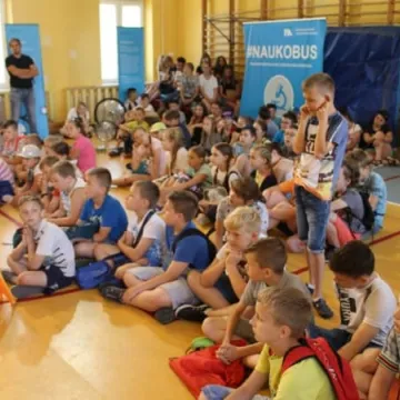 Naukobus odwiedził Publiczną Szkołę Podstawową nr 4 w Radomsku