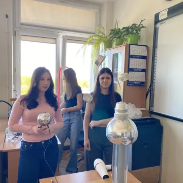 Quizy, doświadczenia. I LO przyciągnęło uczniów