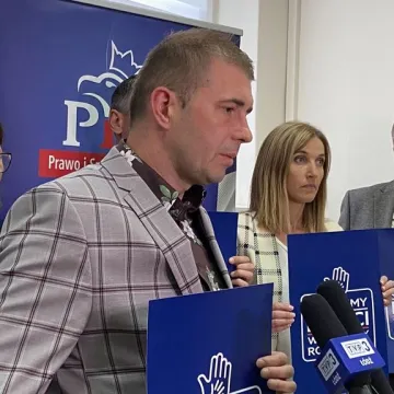 PiS: Trzeba ustrzec dzieci i młodzież przed seks-edukatorami. Ruszyła zbiórka podpisów