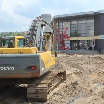 Przebudowa skrzyżowania trwa