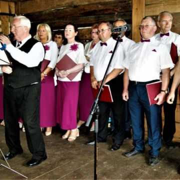 Koncert Chóru „Serenada” w Zagrodzie Tatarskiej