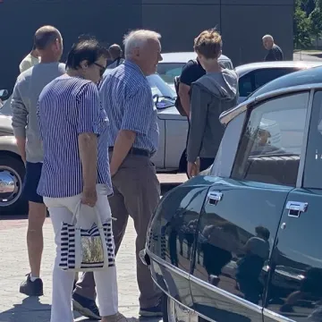 Auto - Moto Weteran 6.  W Radomsku zaparkowały motoryzacyjne legendy