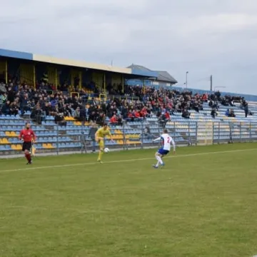 RKS Radomsko remisuje z Bronią Radom 1:1