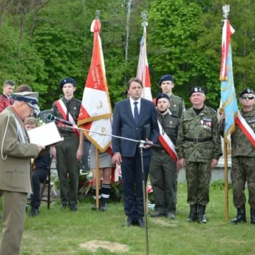 Uroczystości w Bąkowej Górze - oddano hołd Żołnierzom Wyklętym