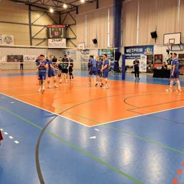 METPRIM Volley Radomsko wciąż w grze o II ligę siatkówki