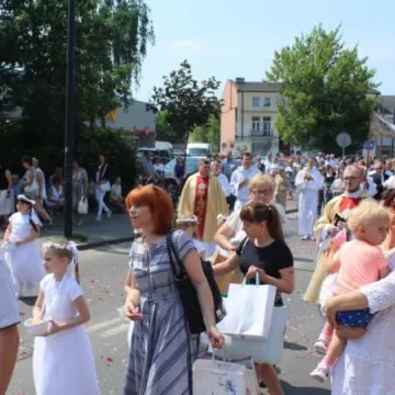 Procesje przemierzyły ulice
