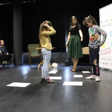 „Wehikuł czasu” – warsztaty edukacyjne dla dzieci w MDK 