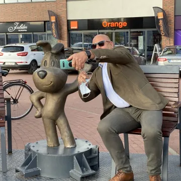 Można już się fotografować z Reksiem